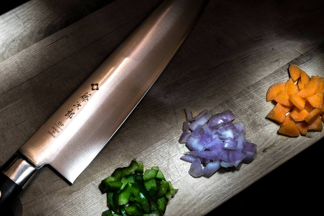 Tojiro Cutlery: What Does It Offer Your Kitchen?