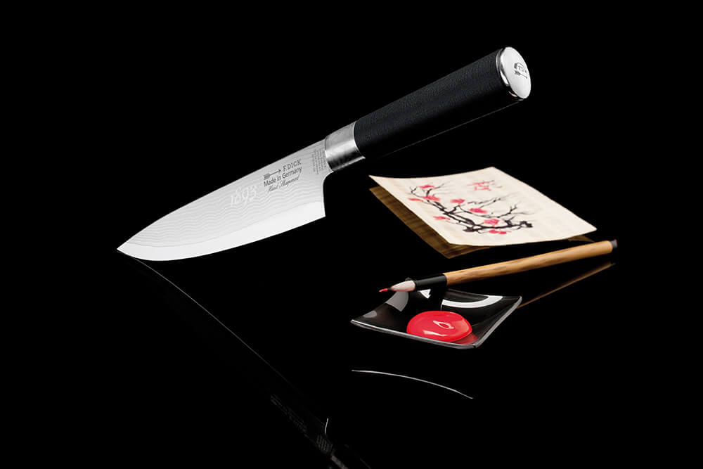 Damascus Chef Knife: A Comprehensive Guide and Knives to Consider Purchasing