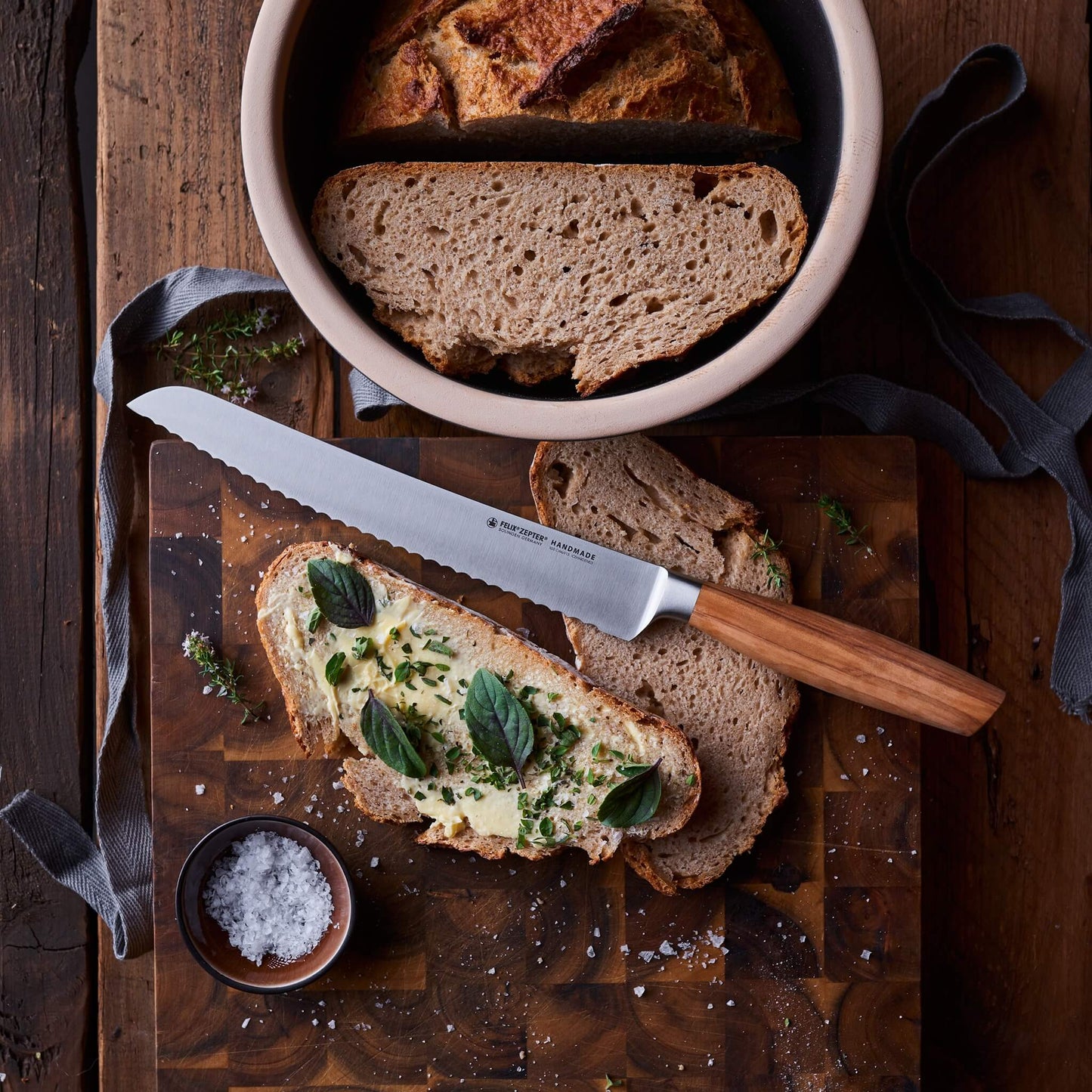 FELIX Size S Olive Bread Knife 22cm