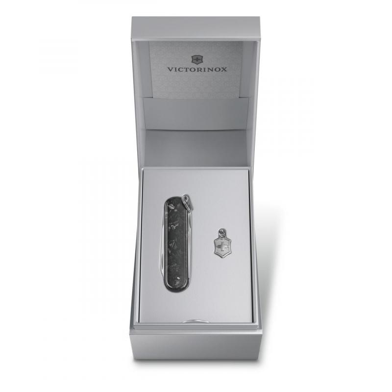 Victorinox Classic SD Brilliant Carbon 5 Functions