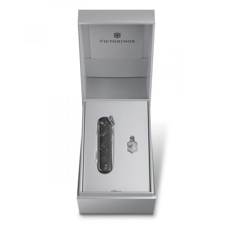 Victorinox Classic SD Brilliant Carbon 5 Functions